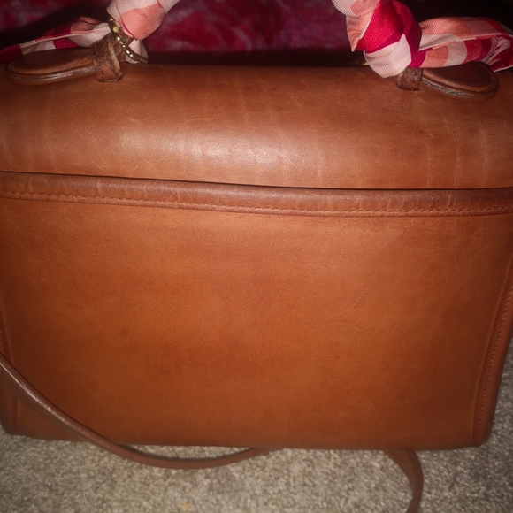 💯 auth Iconic Vintage Coach Court in British Tan! - Picture 5 of 14